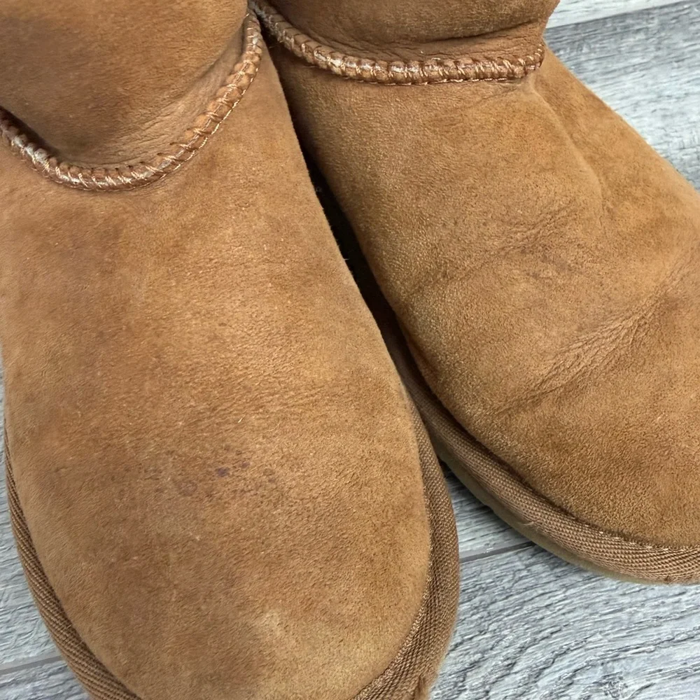 UGG Kids Tan‎ Suede Boots